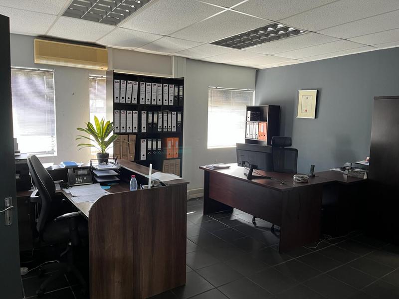 To Let Commercial Property for Rent in Montague Gardens Western Cape